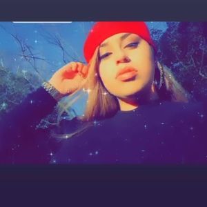 Meet your Posher, Brianna